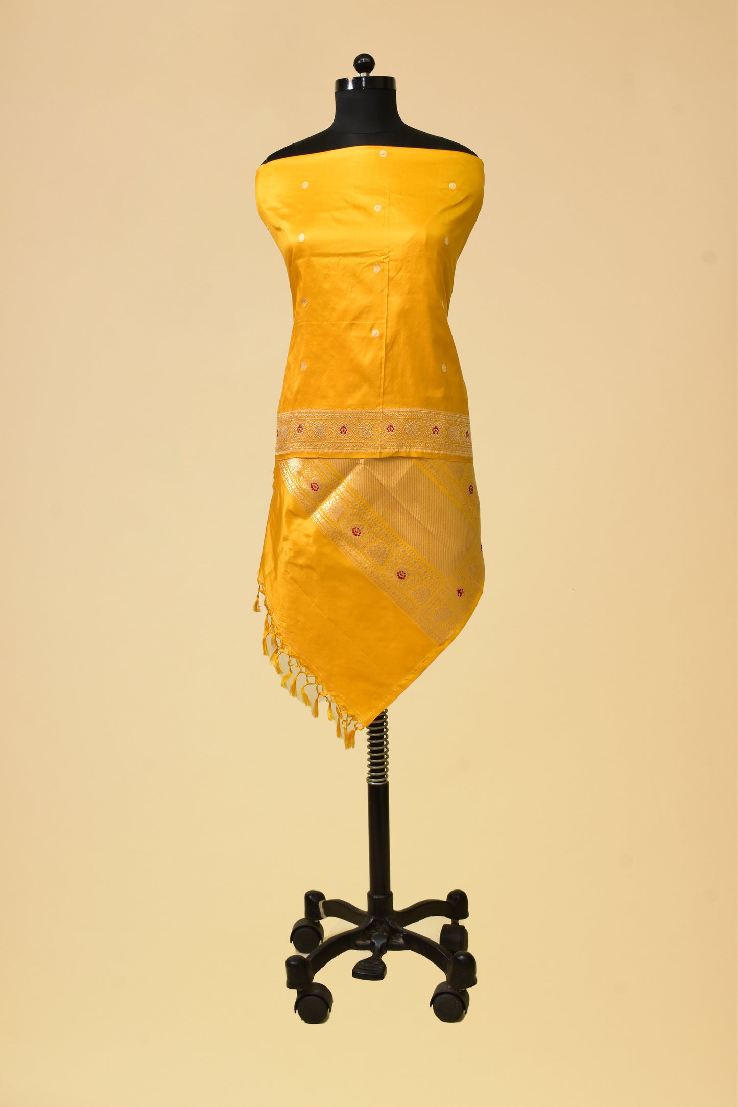 Pure Katan Silk Banarasi Handloom Kadwa Dupatta