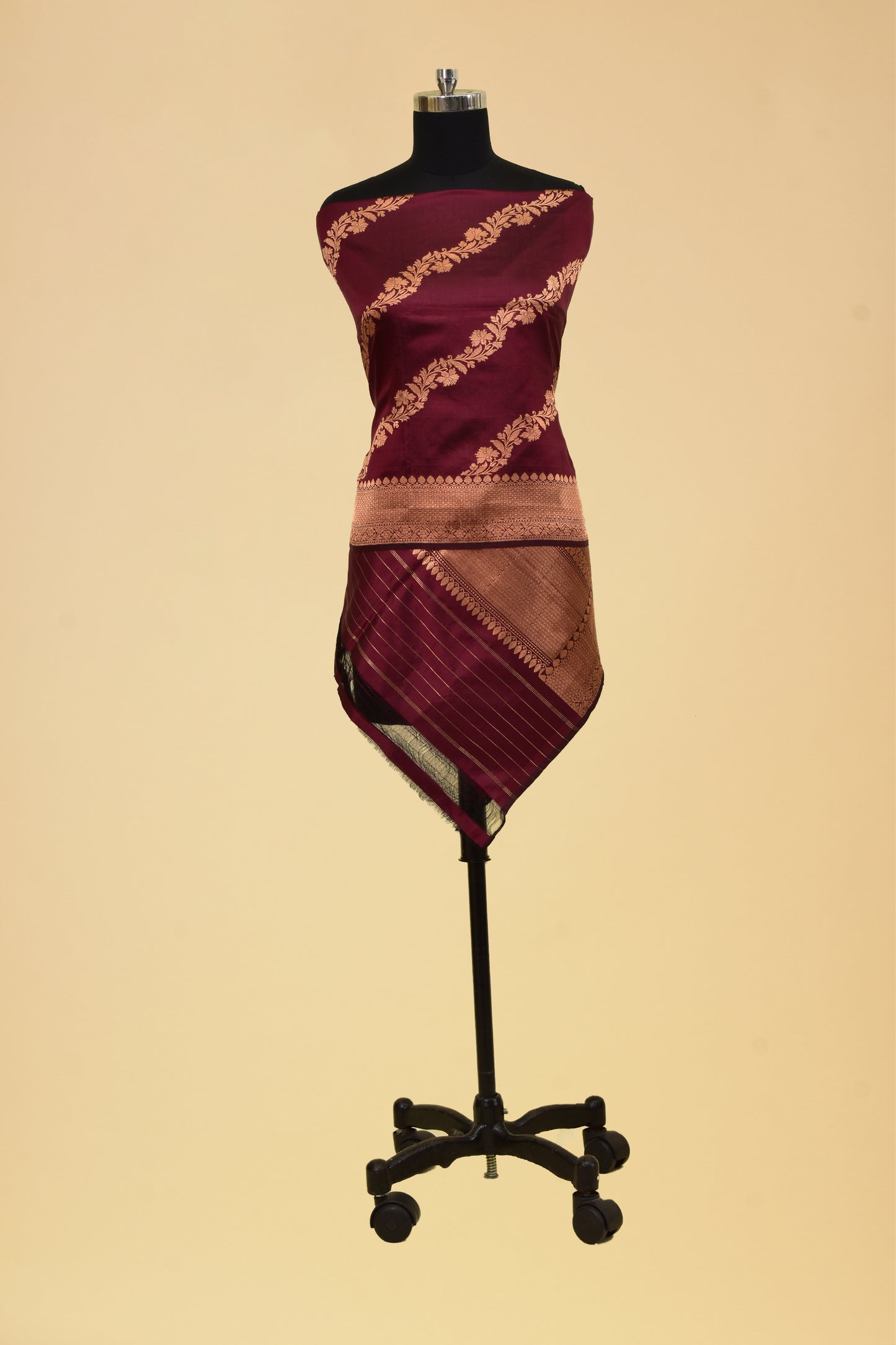 Pure Katan Silk Banarasi Handloom Kadwa Dupatta