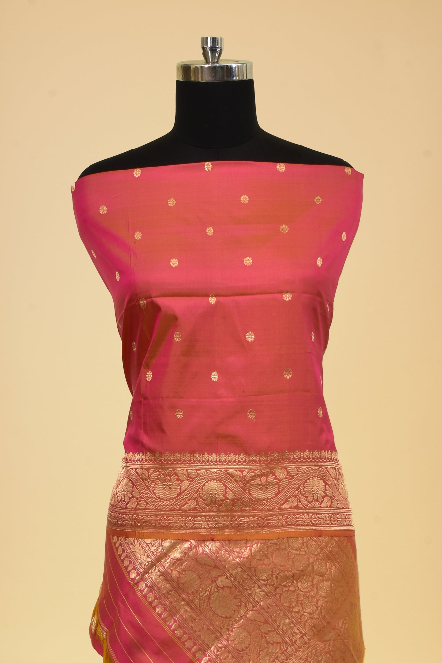 Pure Katan Silk Banarasi Handloom Kadwa Dupatta