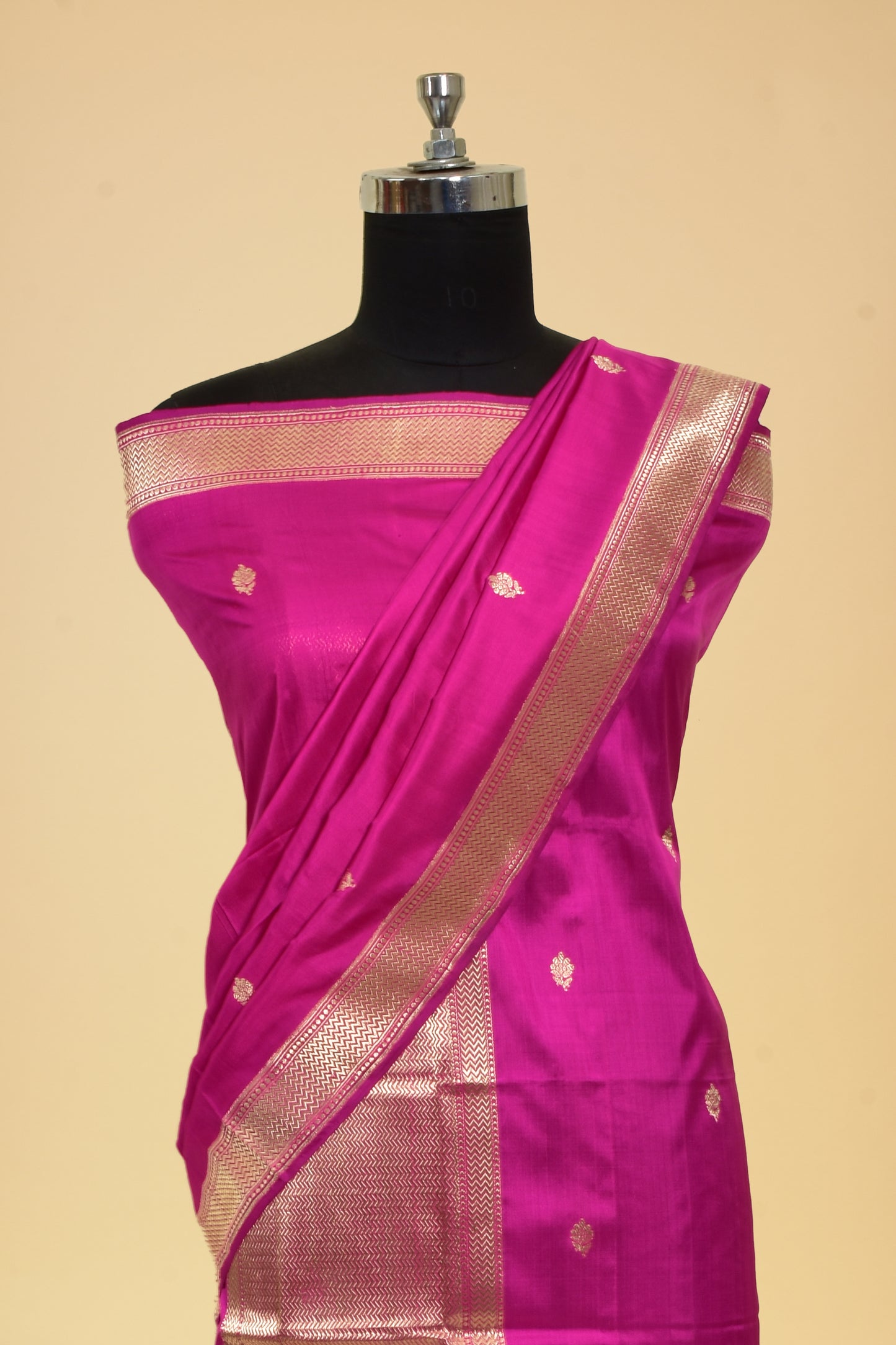 Pure Katan Silk Banarasi Handloom Kadwa Dupatta