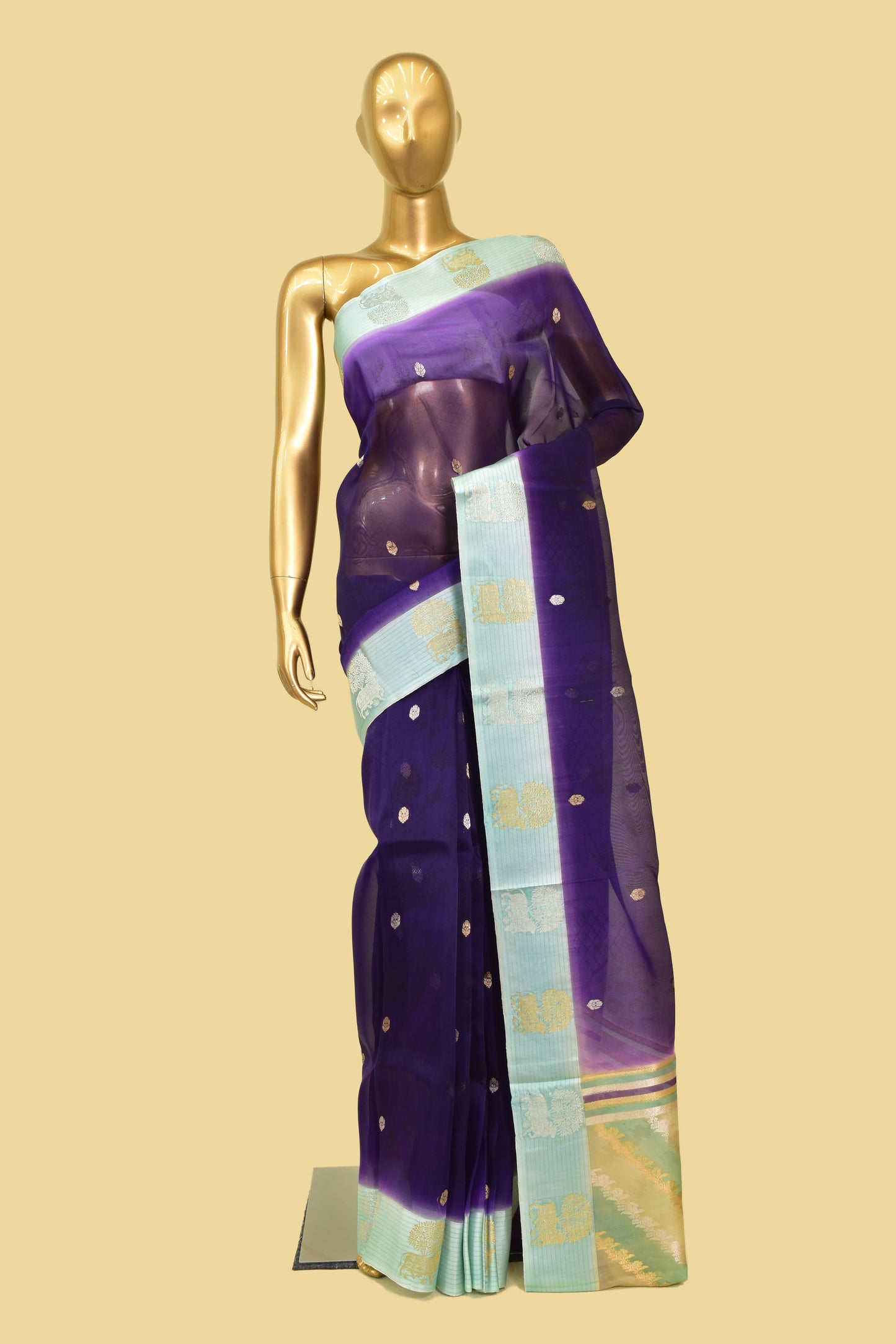 Kora Kadwa Booti Saree