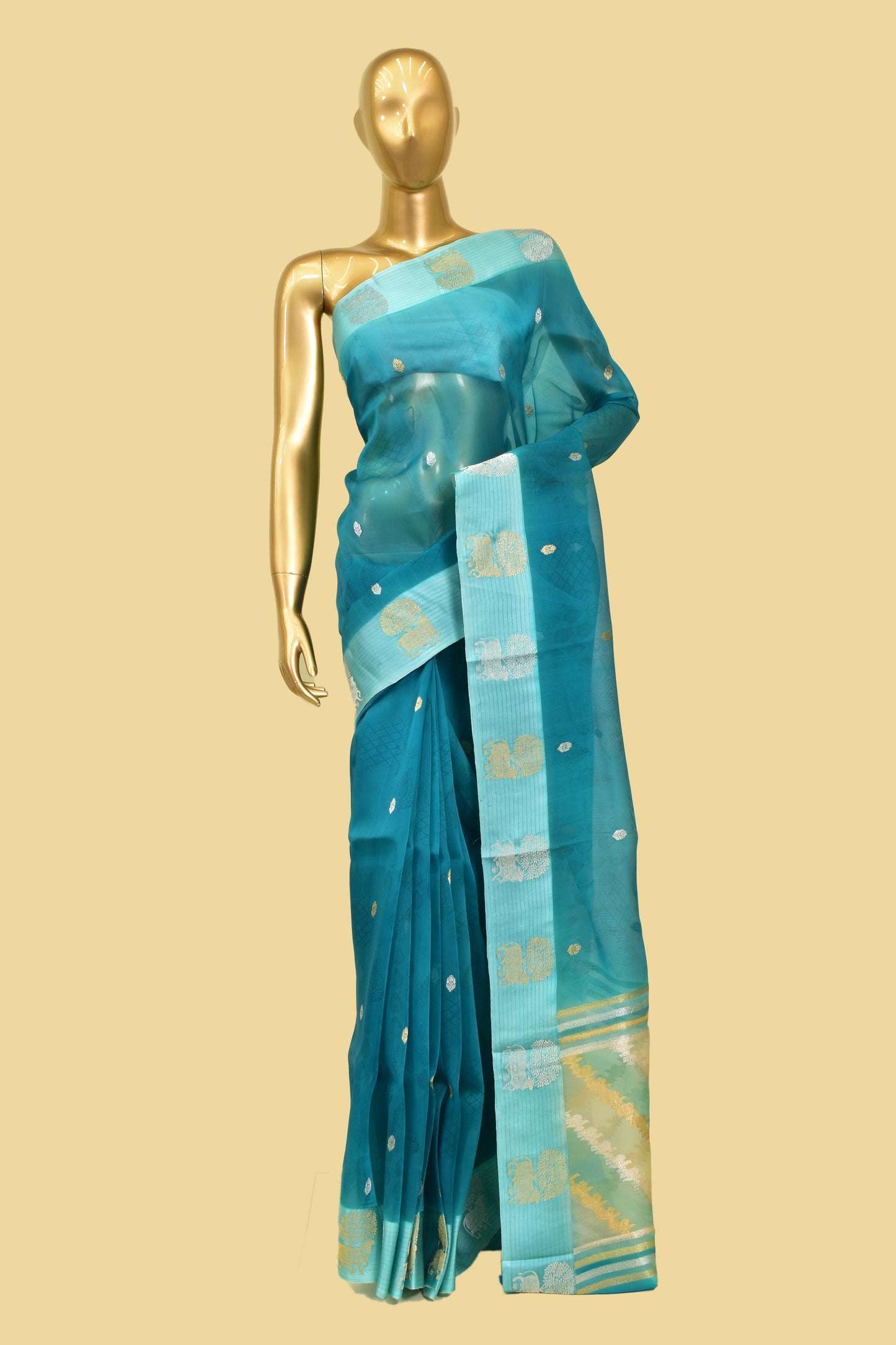 Kora Kadwa Booti Saree