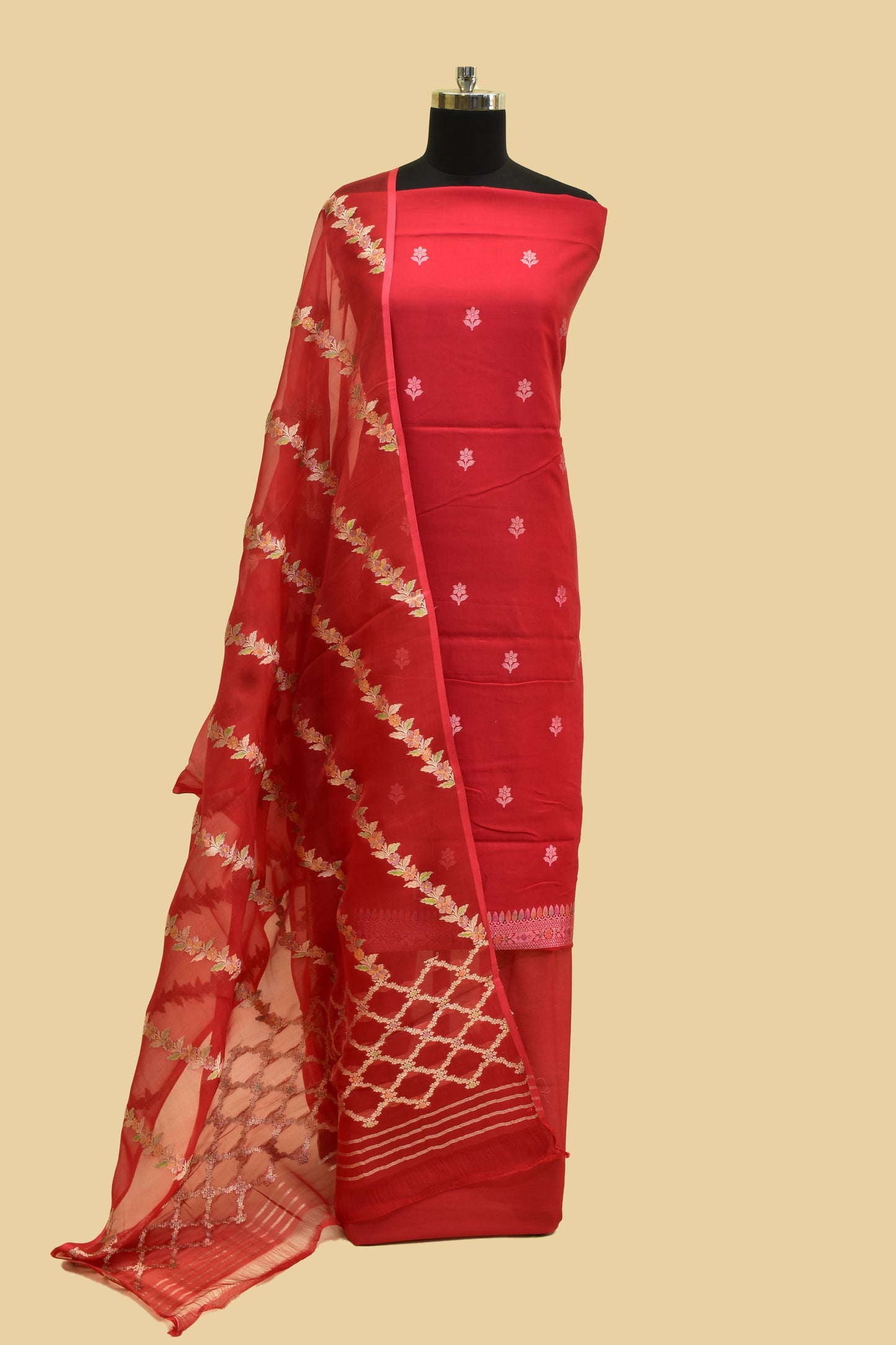 Kora Kadwa Booti Suit