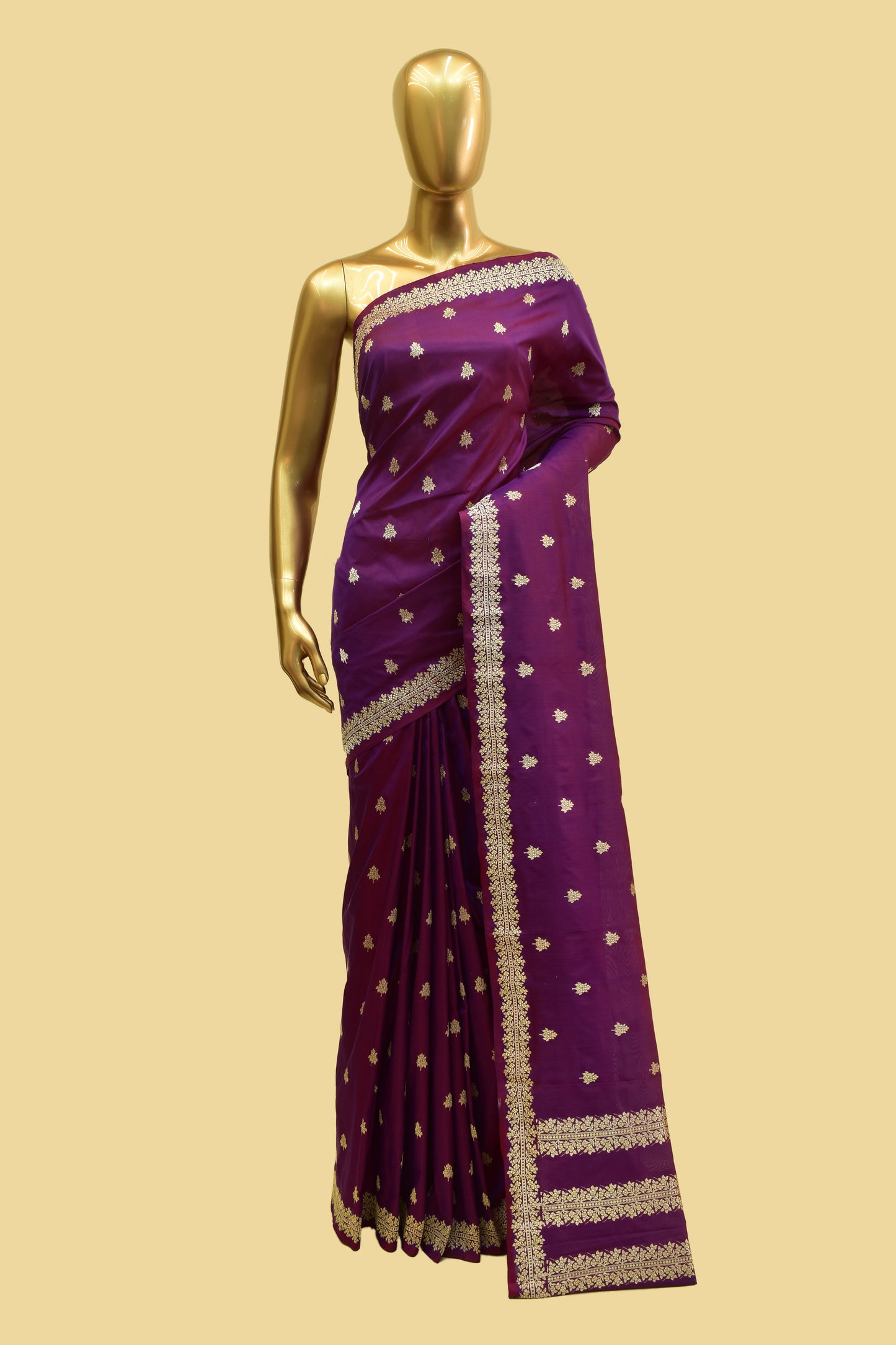 Handwoven Katan Silk Kadwa Booti Saree