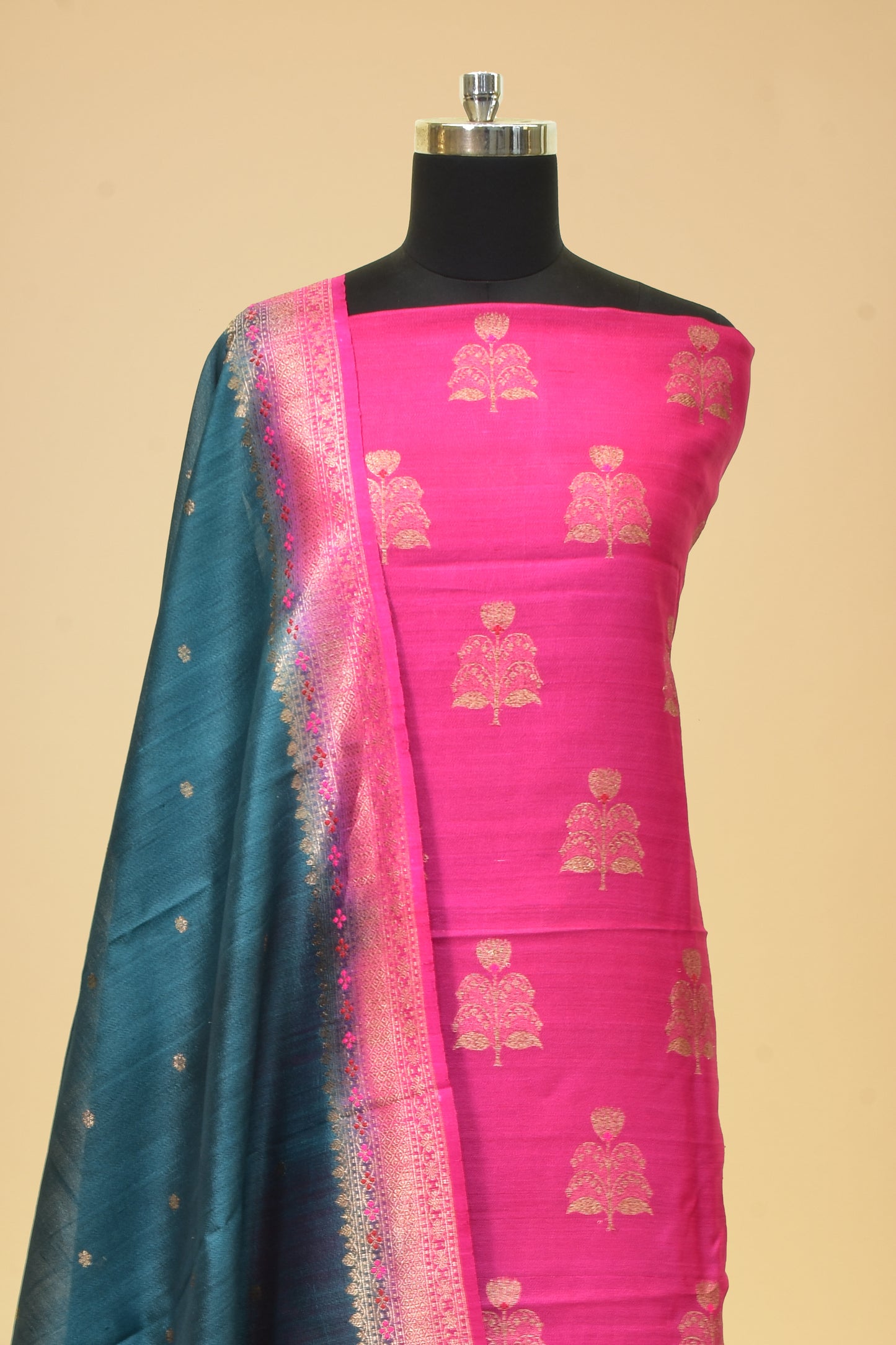 Tusser Kadwa Suit