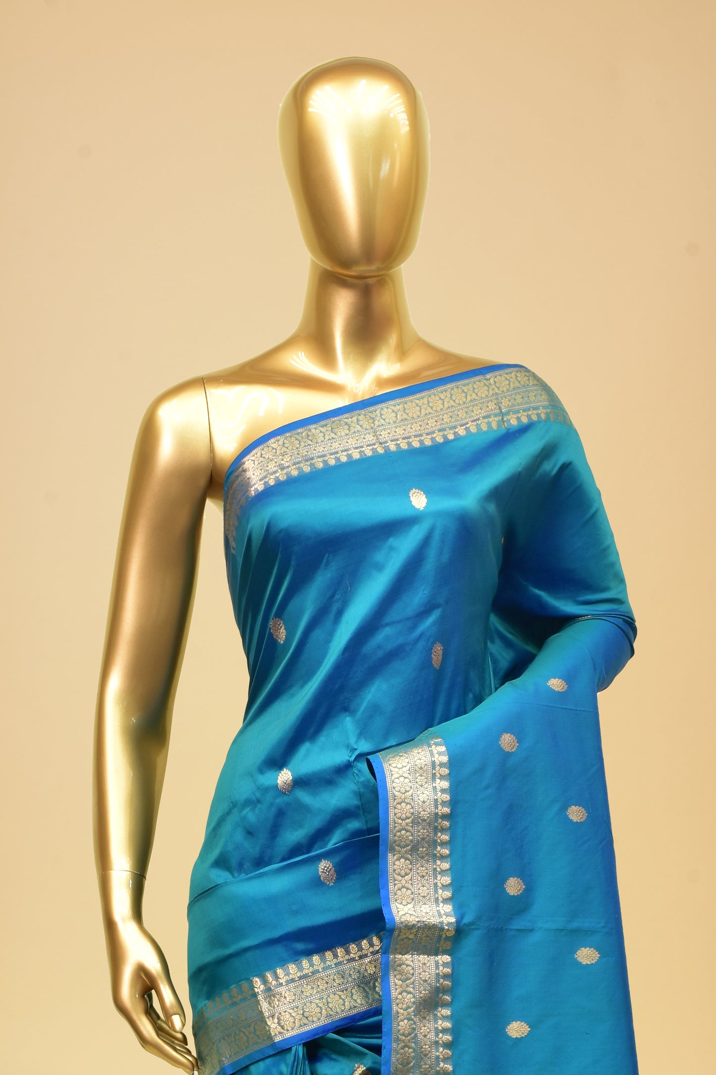 Handwoven Silk Kadwa Saree