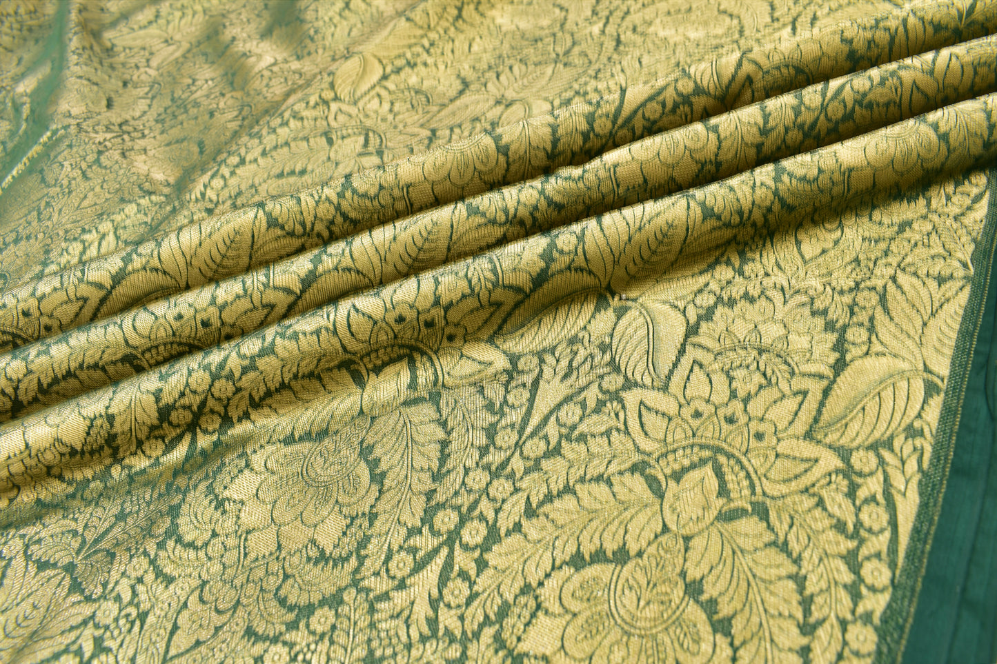 Silk Emboss-Brocade Thaan