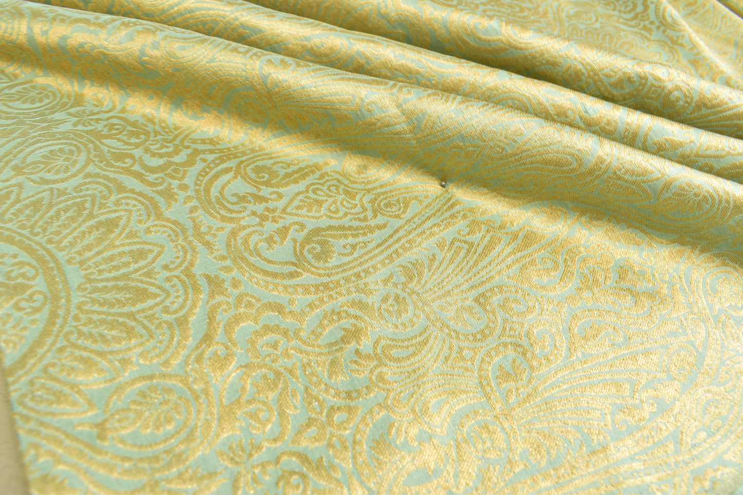 Silk Emboss-Brocade Thaan