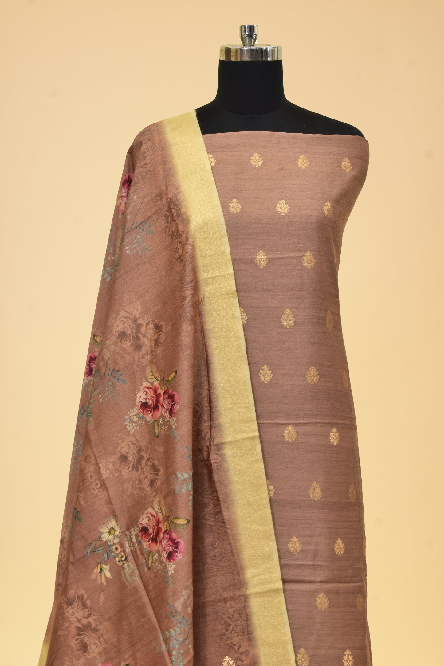Munga Printed Booti Suit