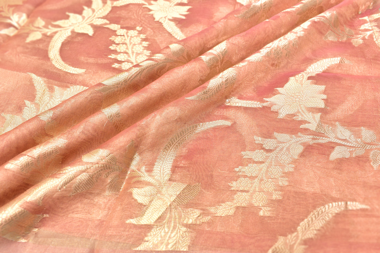 Cutwork Handwoven Pure Tissue Banarasi Silk Thaan