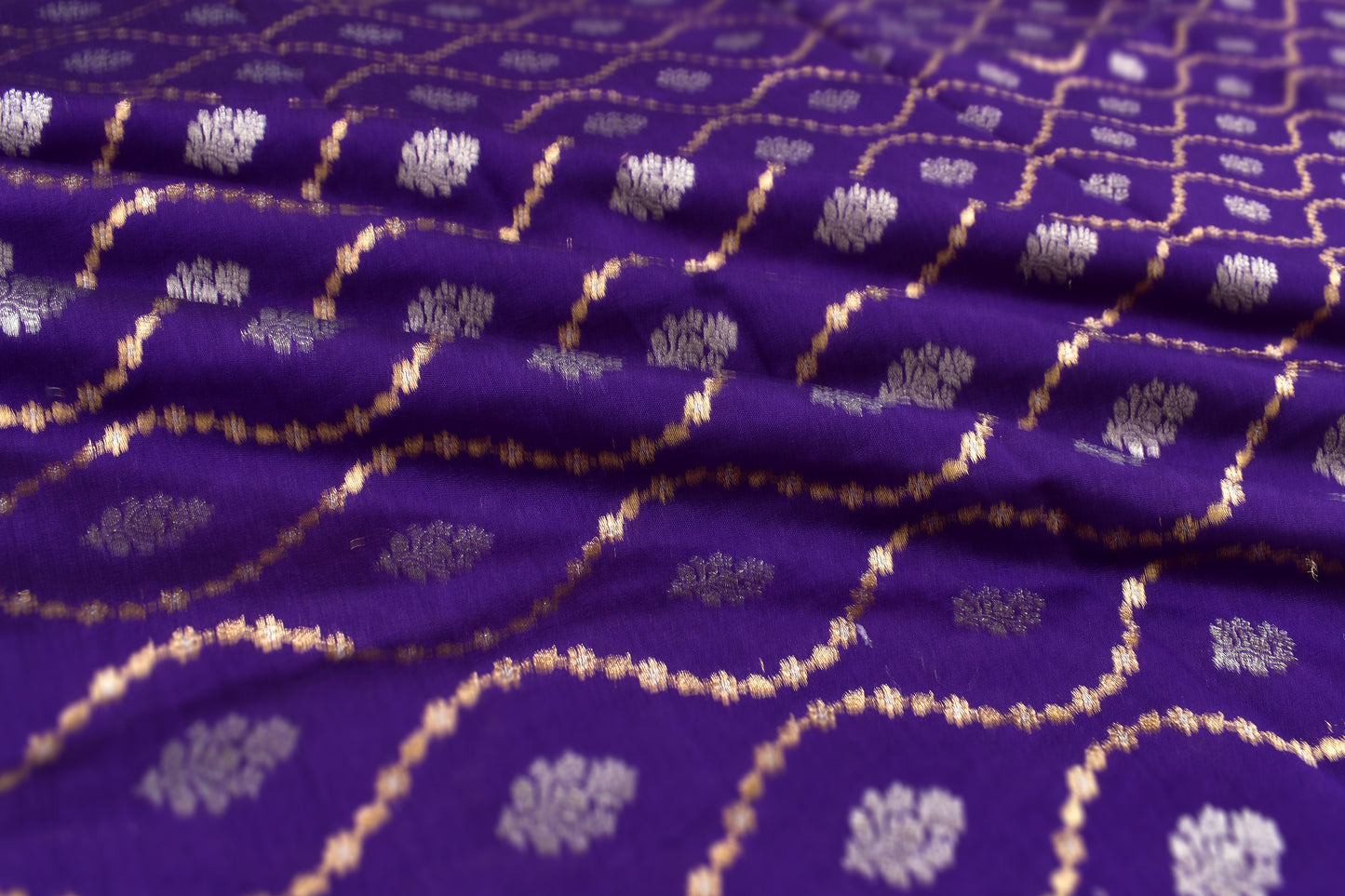 Silk Kadwa Thaan