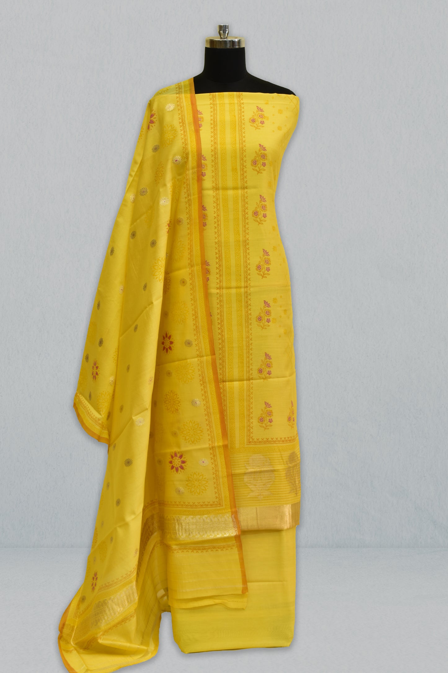 Silk Weaving Suit