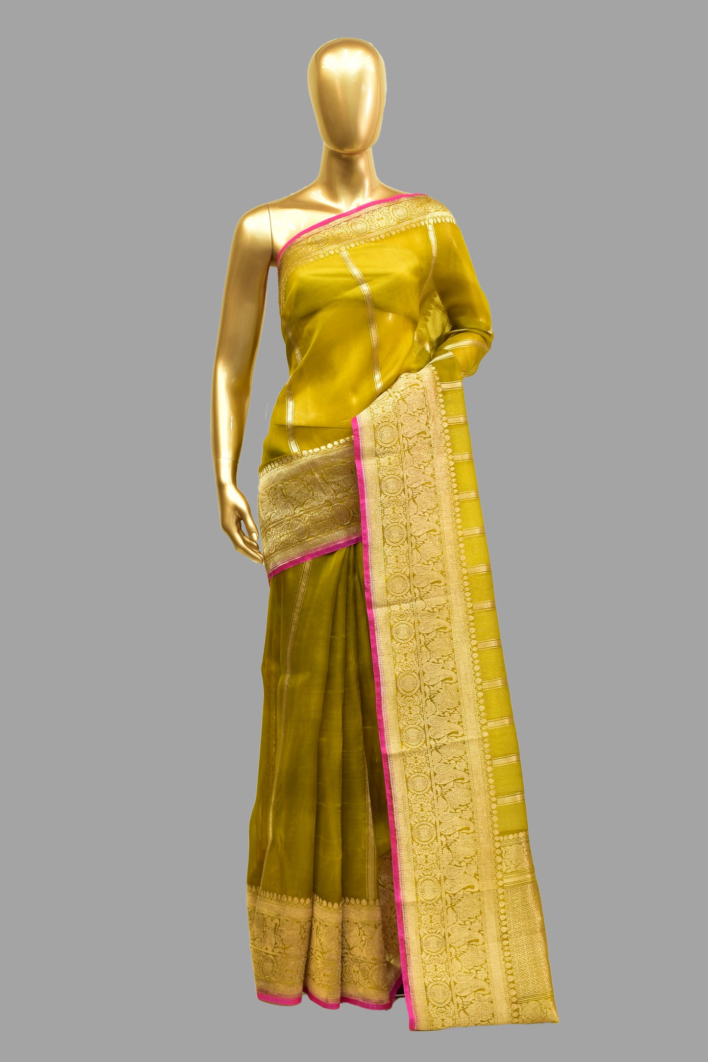 Kora Kadwa Saree