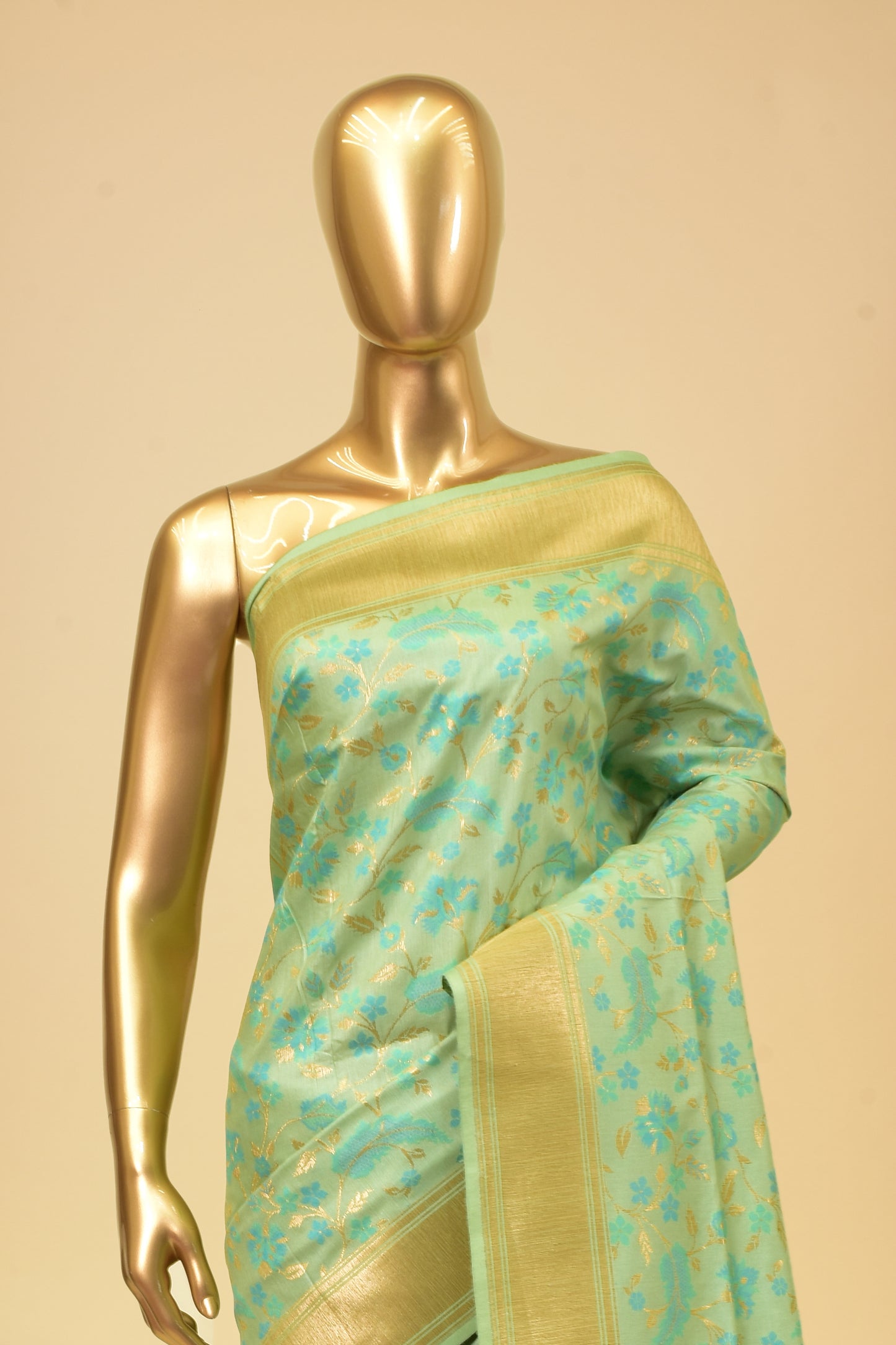 Munga Cutwork Saree