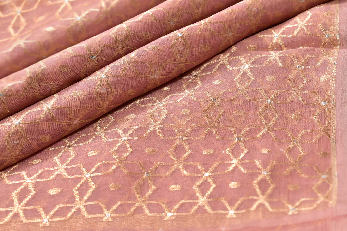 Cutwork Handwoven Pure Kora Silk Banarasi Thaan