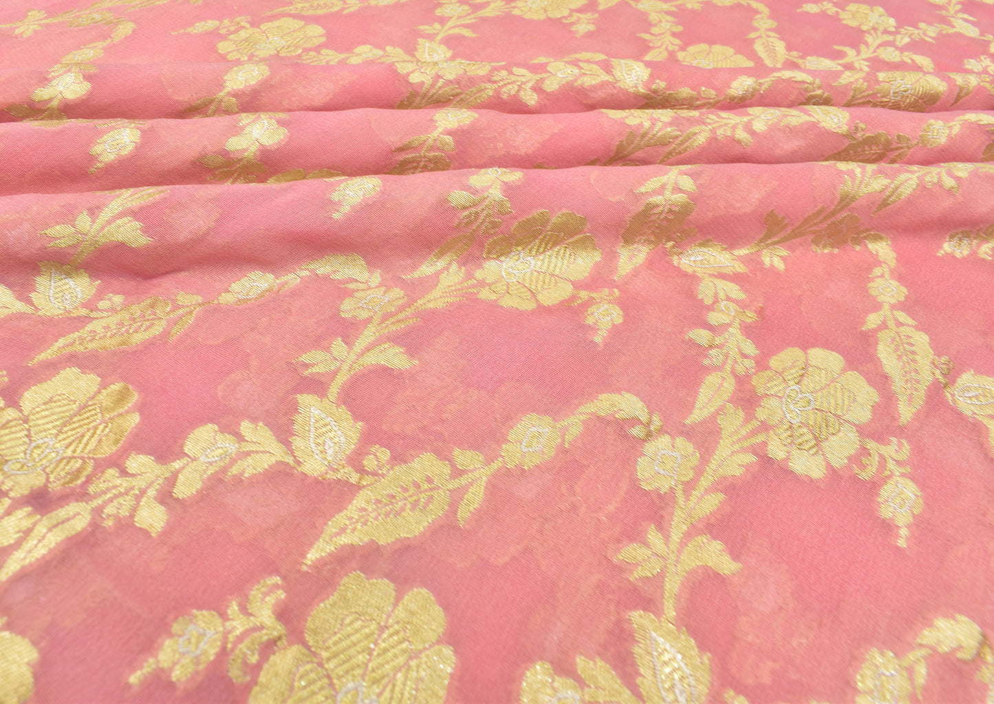 Cutwork Handwoven Pure Chiffon Silk Banarasi Thaan