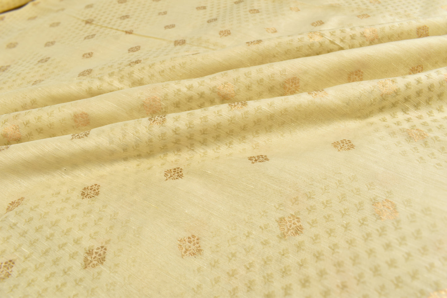 Kadwa Handwoven Pure Linen Silk Banarasi Thaan