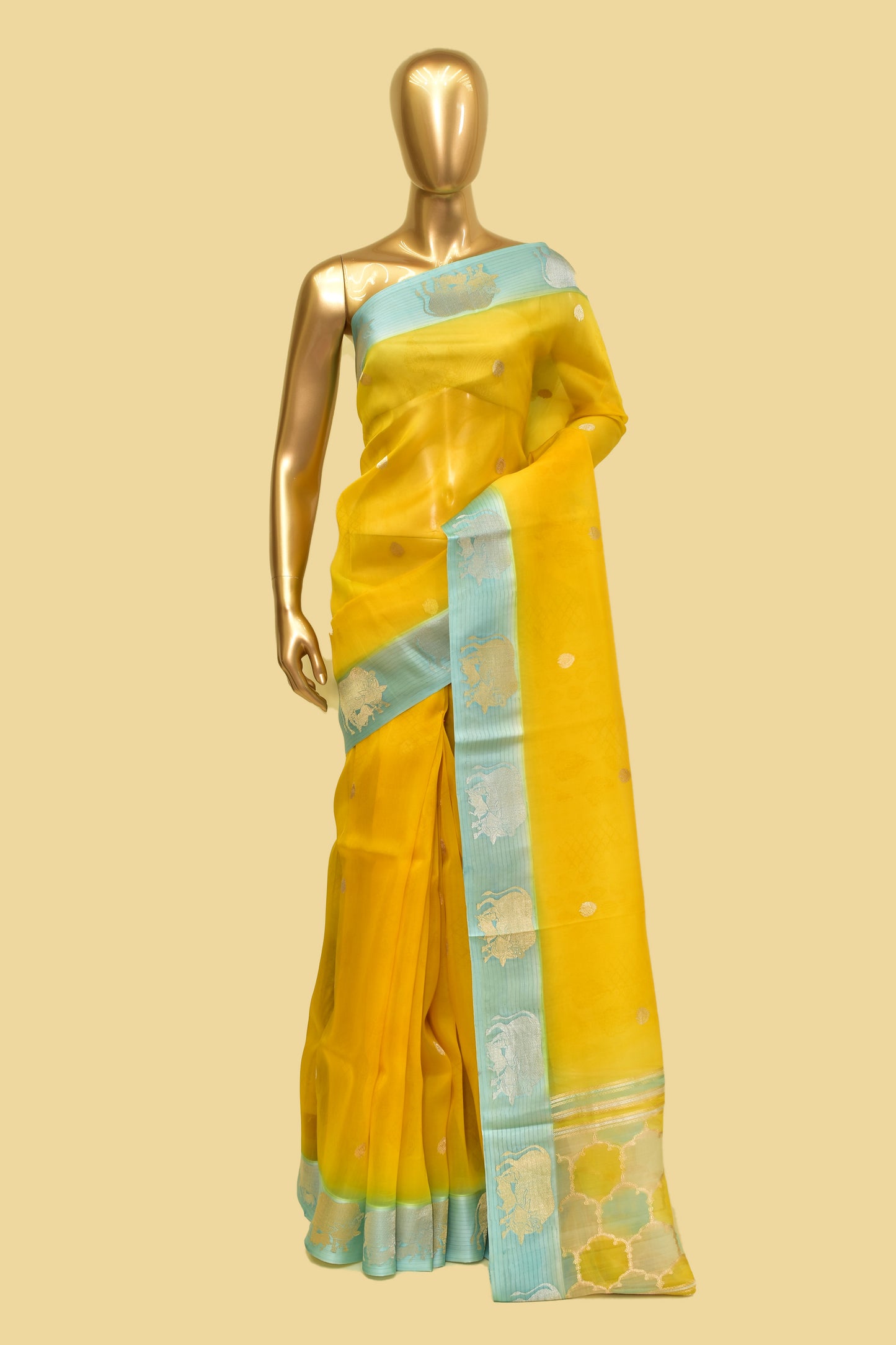 Handwoven Kora Kadwa Saree