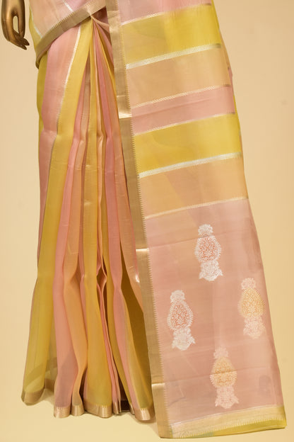 Handwoven Kora Kadwa Saree