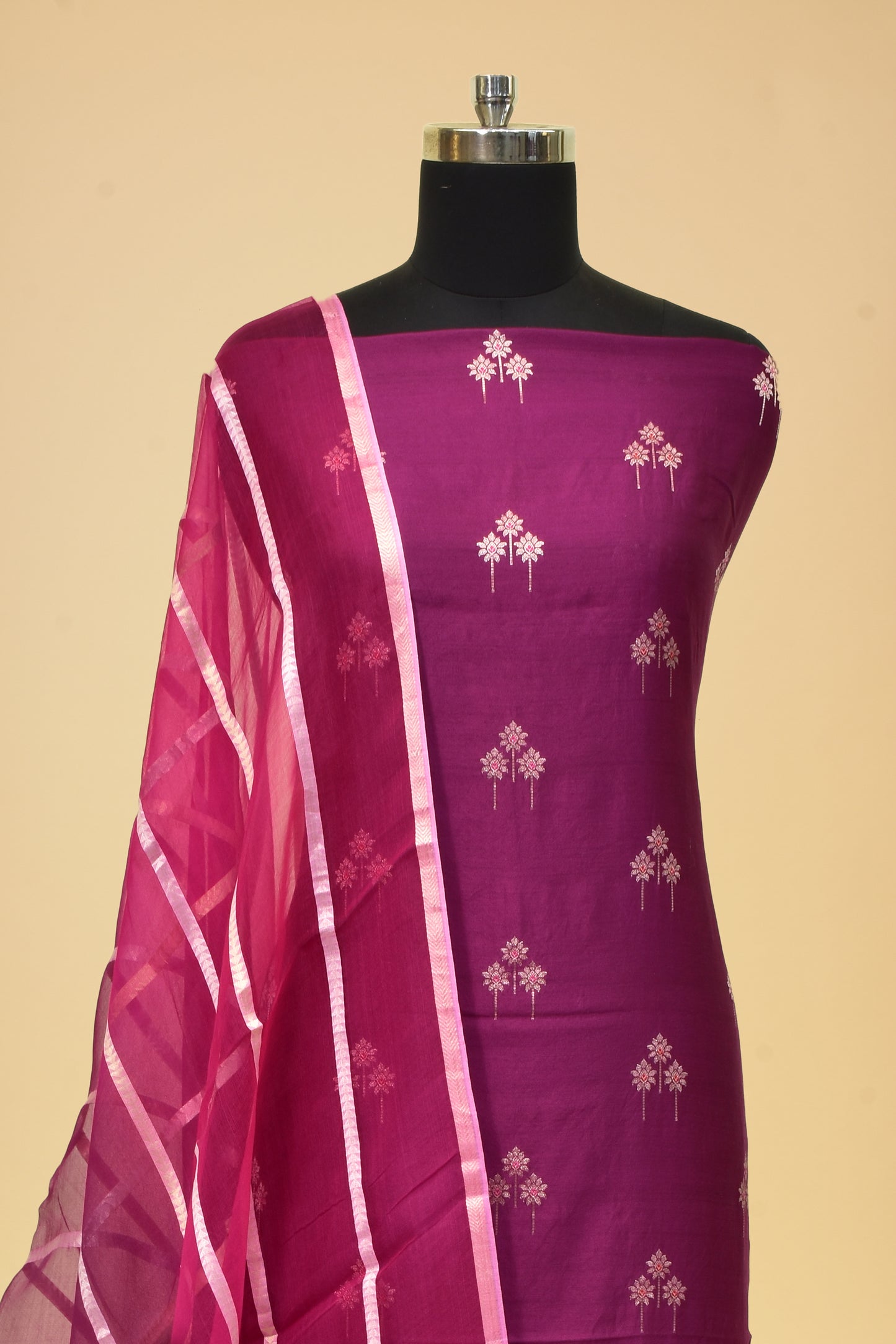 Handwoven Dupion Kadwa Booti Suit