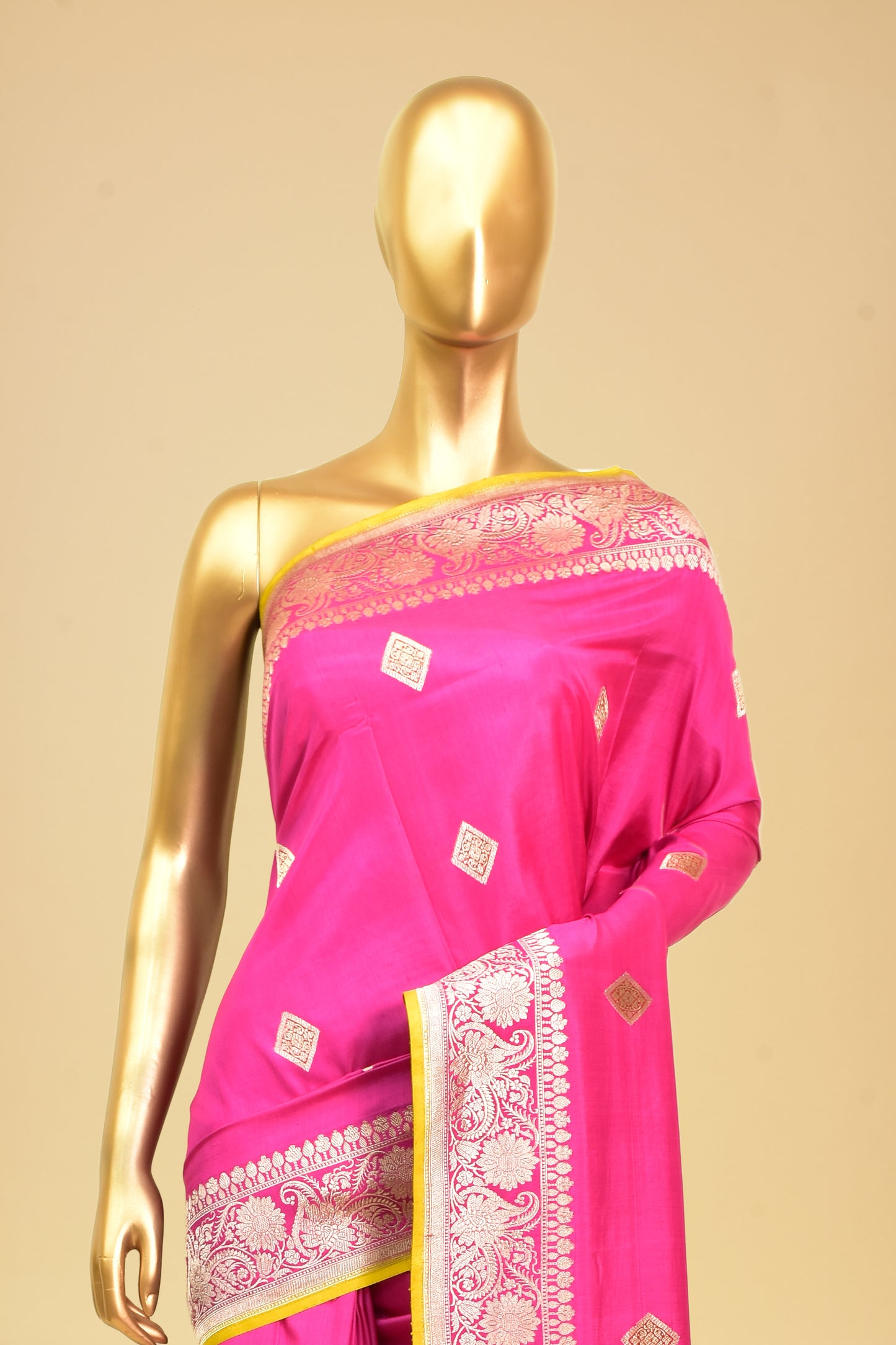 Handwoven Silk Kadwa Saree