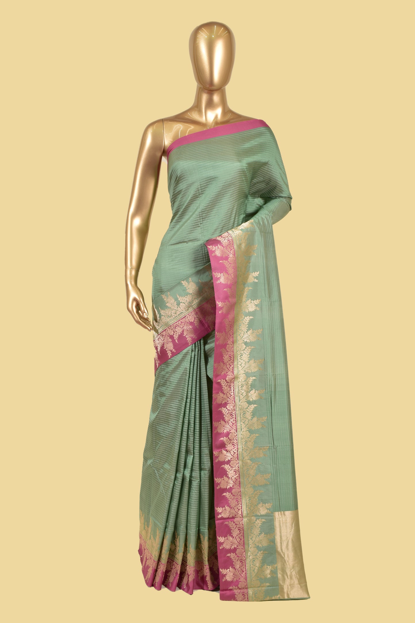 Silk Tanchoi Saree