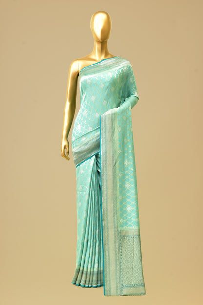 Handwoven Munga Cutwork Saree