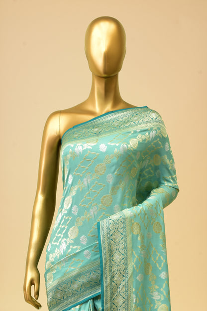 Handwoven Munga Cutwork Saree