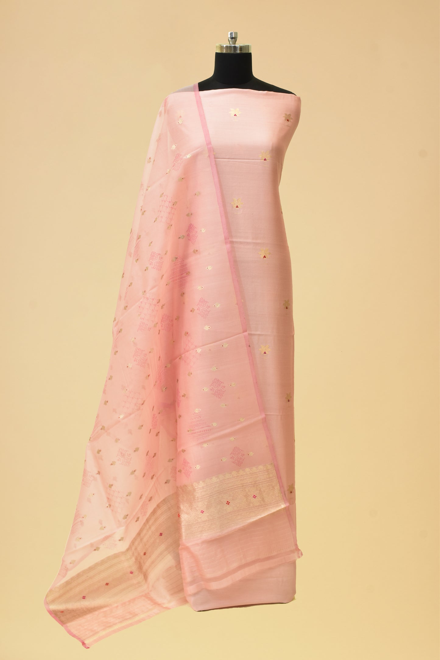 Handwoven Meenadar Silk Kadwa Suit