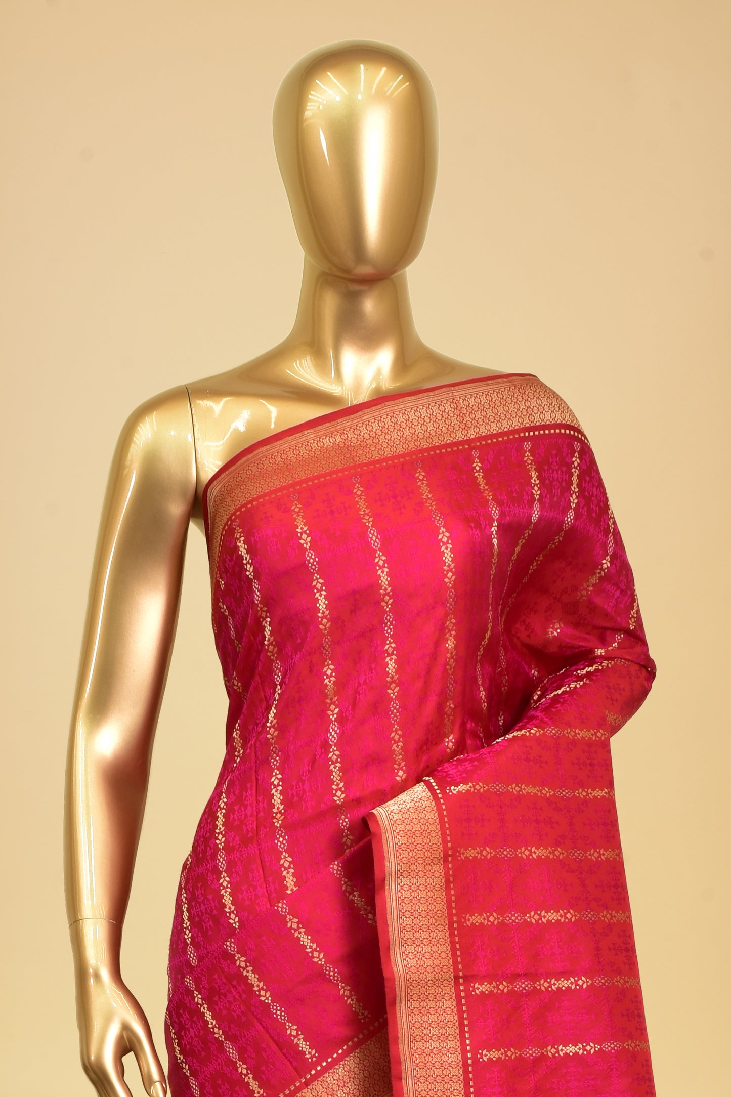 Satin Tanchoi Saree