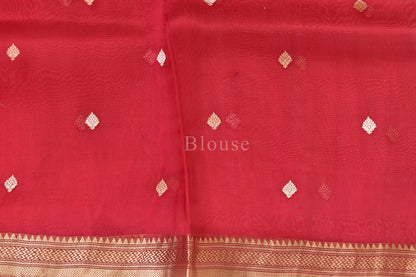 Handwoven Kora Kadwa Saree