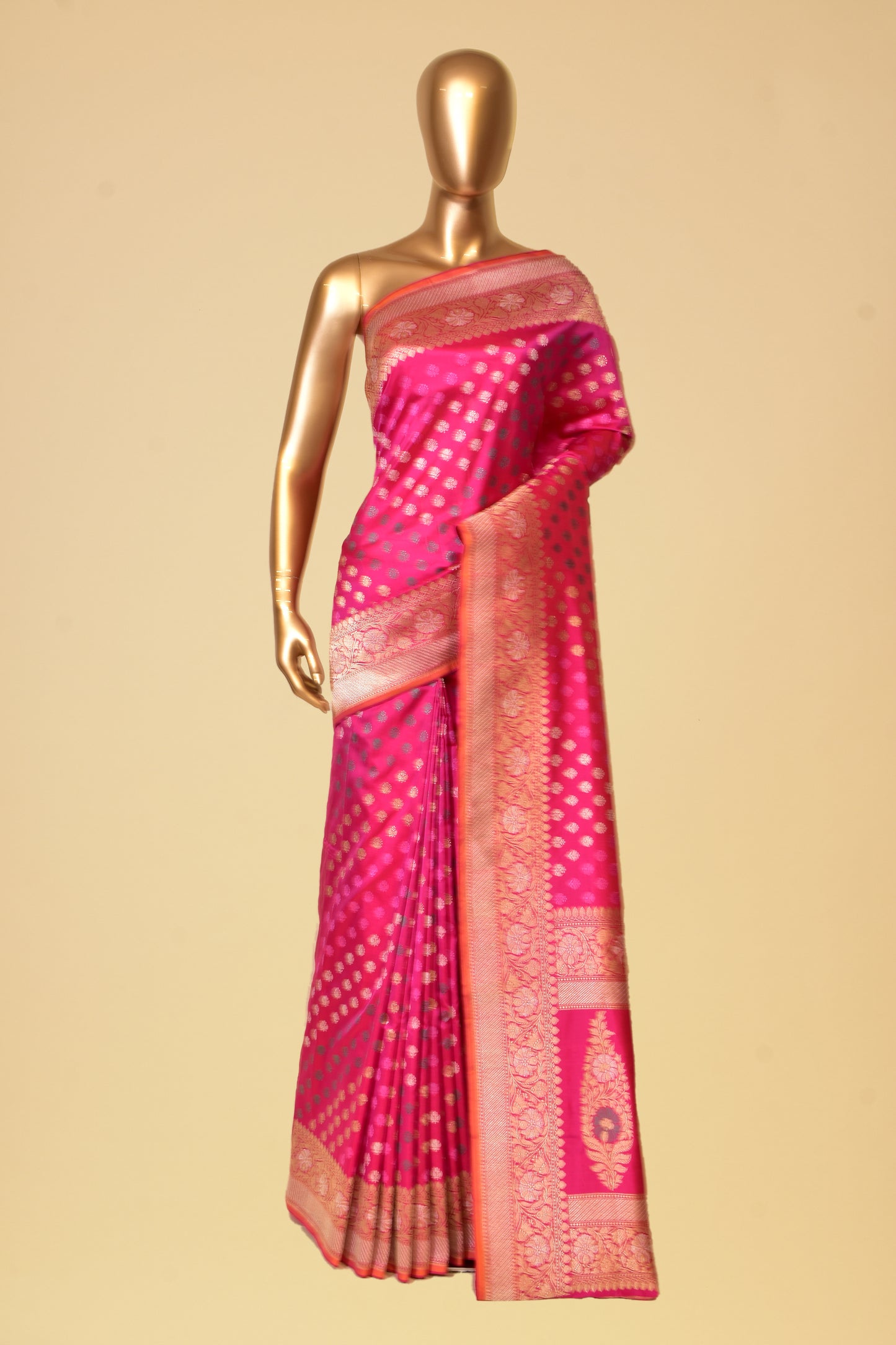 Tissue Kadwa Saree