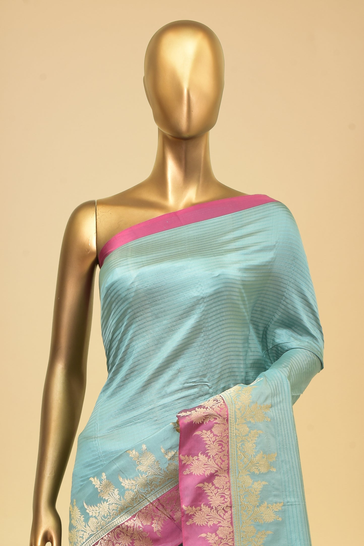 Silk Tanchoi Saree