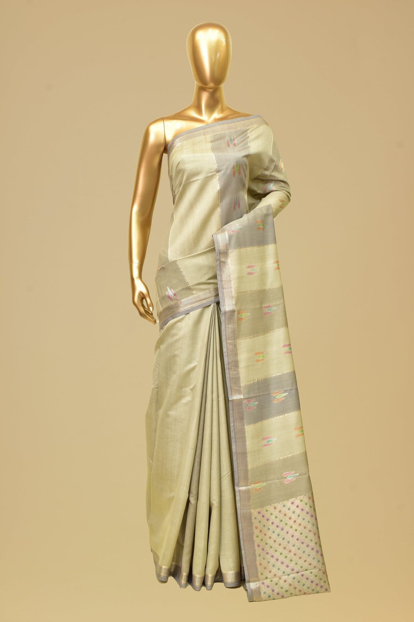 Handwoven Silk Kadwa Saree